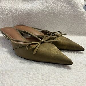 Zara Suede Kitten Heel